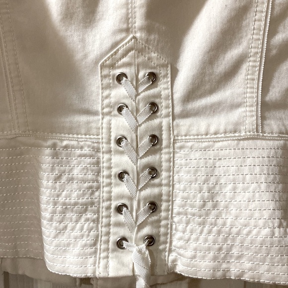 White House Black Market Size 8 - Picture 6 of 9